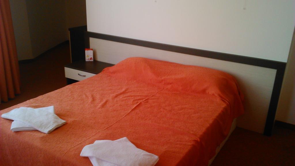 Hotel Bellisimo 로제넷츠 외부 사진